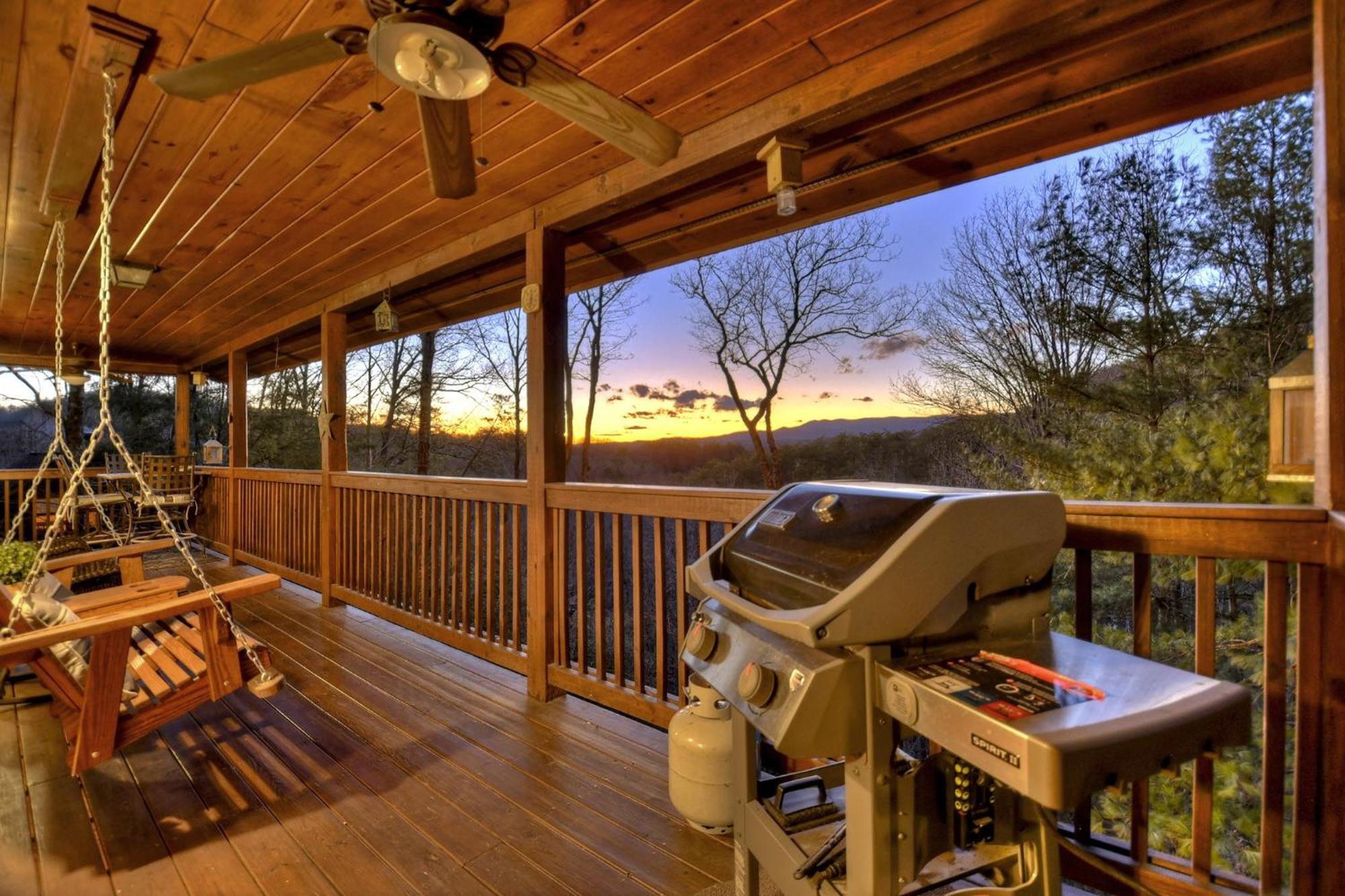 Talking Leaves Hot Tub Firepit And Comfy King Beds Villa Ellijay Kültér fotó